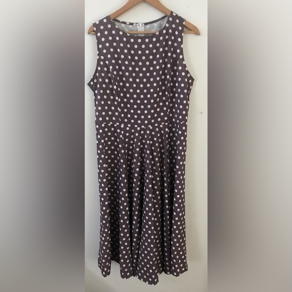 Cute Rockabilly Style Dress with Pleats Brown and White Polka Dot Size 16 - Picture 12 of 12